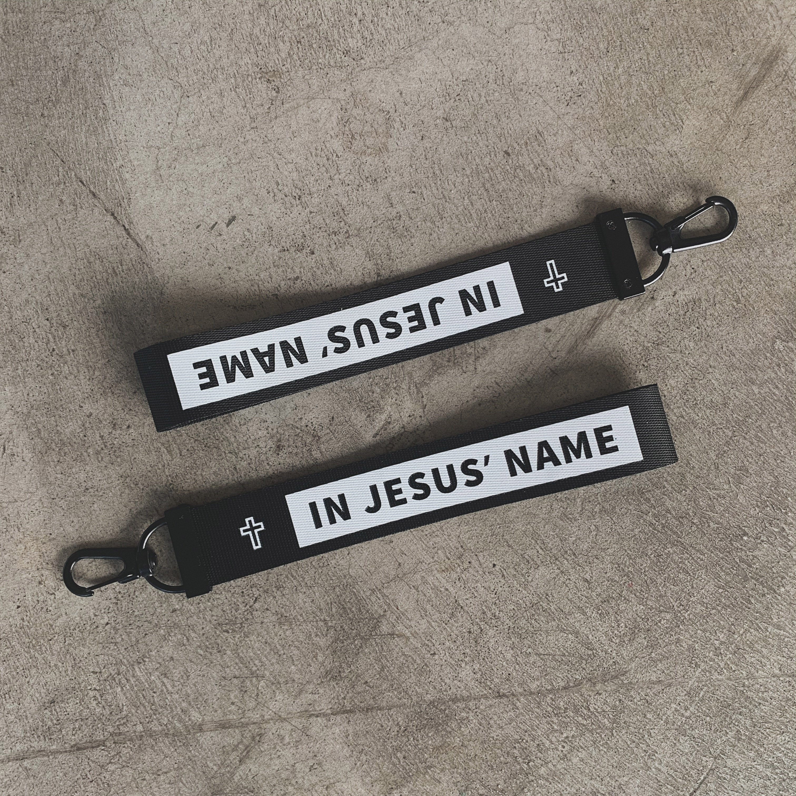 IN JESUS‘ NAME 钥匙扣