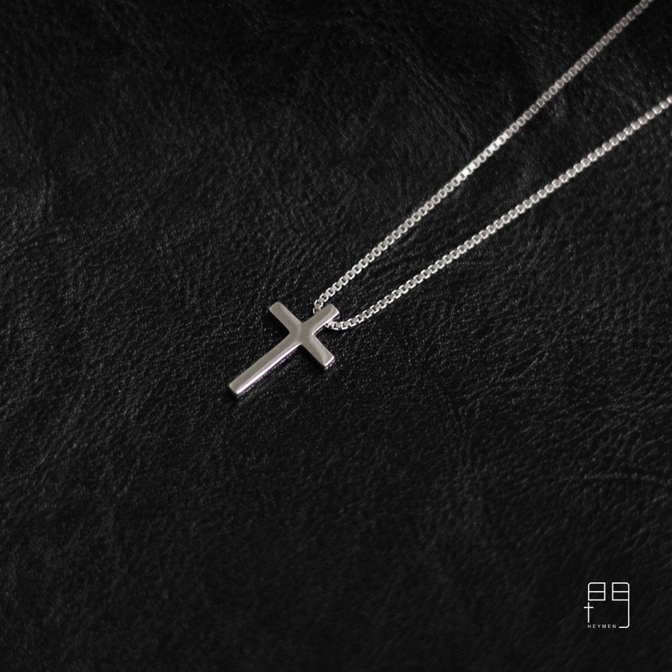 Minimal Cross Necklace - Female 我心屬主-光面十字架项链項鏈情侣项链女款