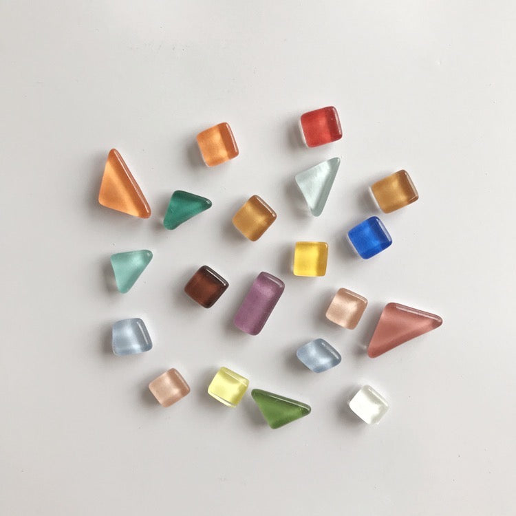 Tiny Stone Magnet 小石头不规则形状晶莹冰箱贴冰箱貼